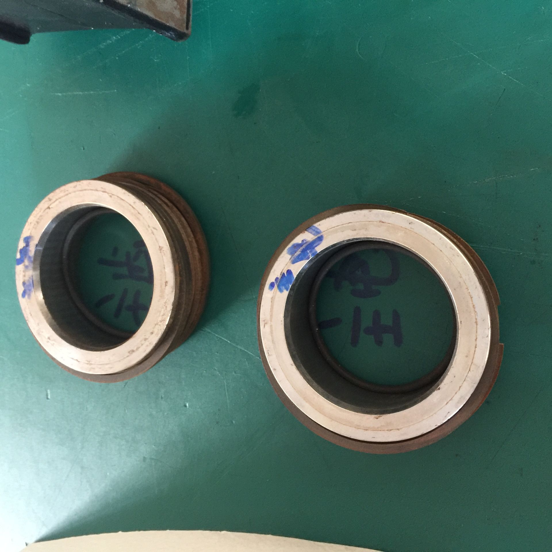 F0D7332BD6952381A9A1EE4AFAD63E15