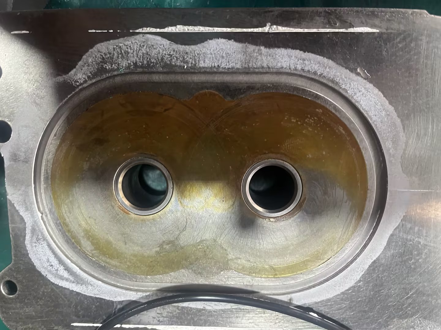 f8656735-6bc3-42e8-a5fb-1c09f9754510