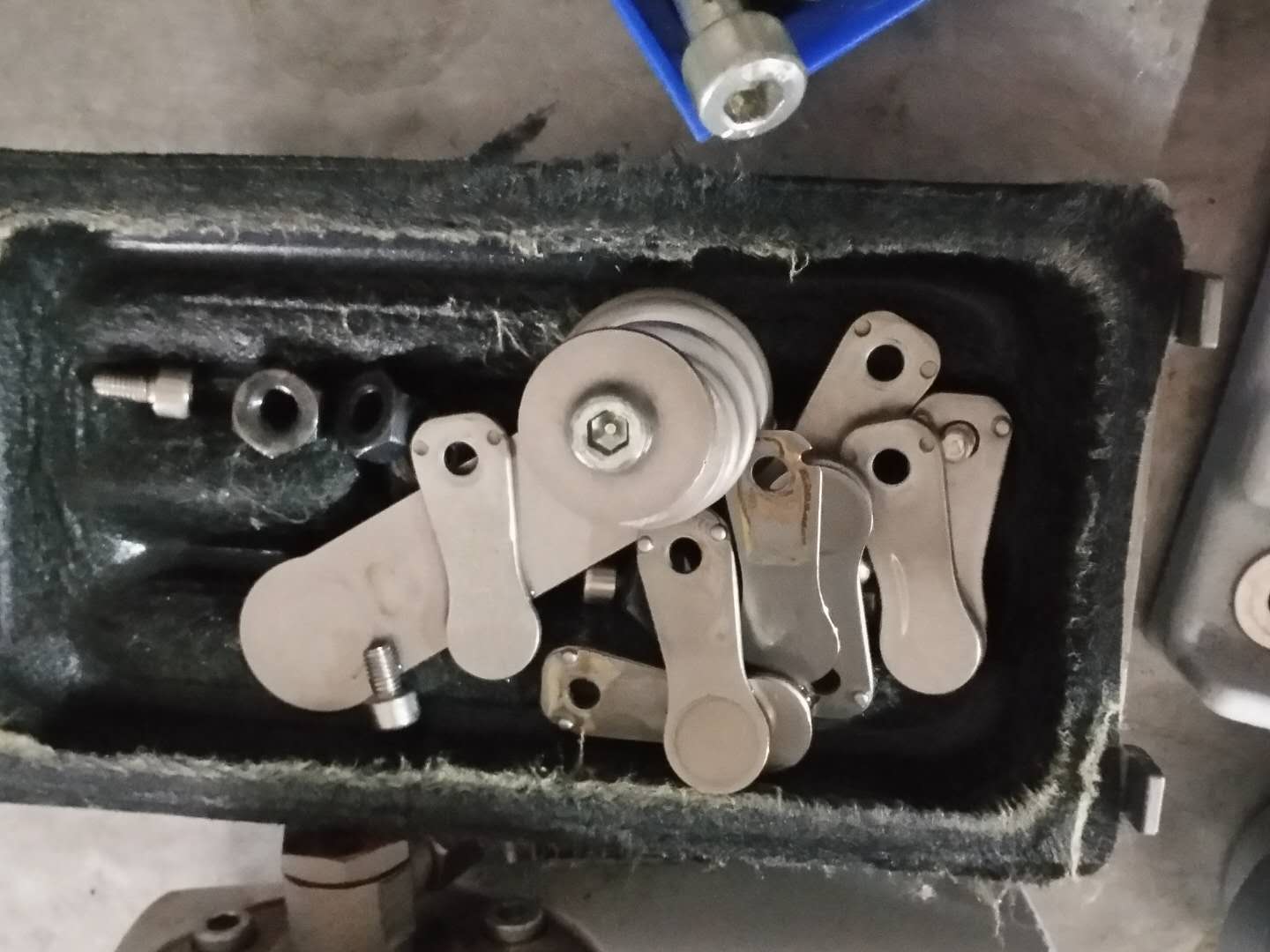 64d0fca0e933b287c0fcb9214630ff8